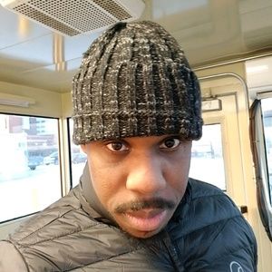 Meet your Posher, Travis